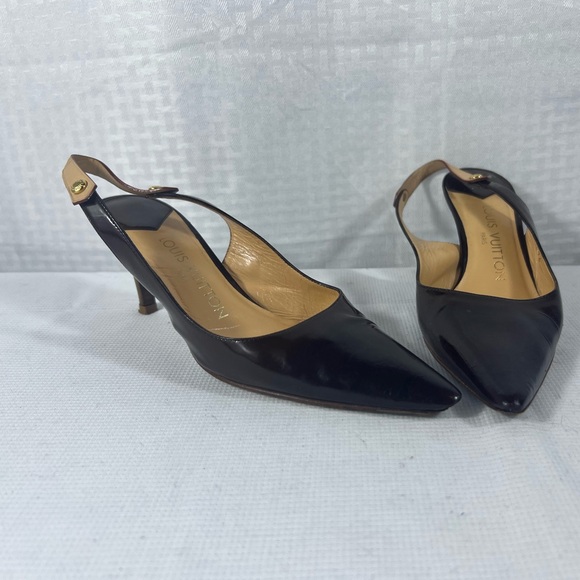 Louis Vuitton Sandals size 36 in GUC - Picture 1 of 8
